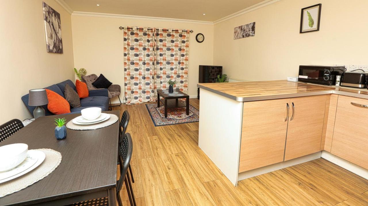 Surespring Apartment Erith エクステリア 写真